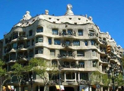 背上行囊，讓心去旅行：全球最吸引人的20個(gè)旅游目的地